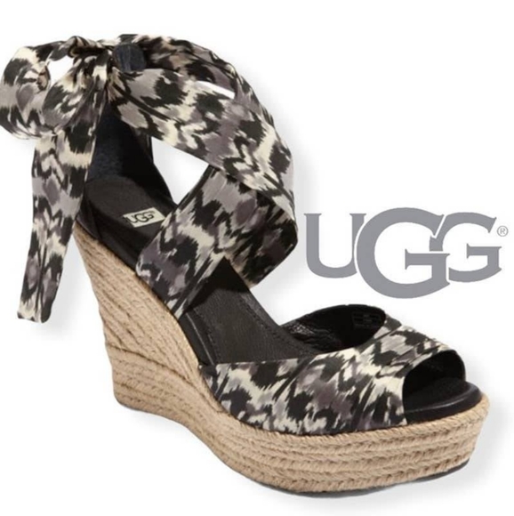 UGG Shoes - UGG Australia Black and Gray Tie Wedges - Size 9